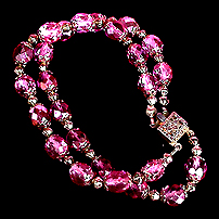 a beautiful vintage costume jewelry crystal rhinestone bracelet