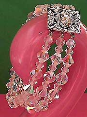 a beautiful vintage costume jewelry vintage Crown Trifari vintage bracelet