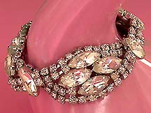 a beautiful vintage costume jewelry Juliana vintage bracelet