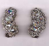a beautiful vintage costume jewelry earrings Sarah Coventry