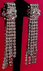 a beautiful vintage costume jewelry bridal earrings unsigned