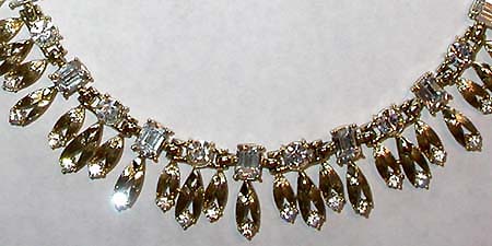 a beautiful vintage costume jewelry necklace Coro