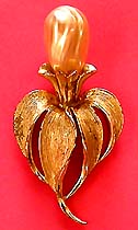 a beautiful vintage costume jewelry Judy Lee Brooch unsigned