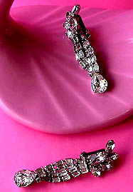 a beautiful vintage costume jewelry Juliana earrings signed Hobe