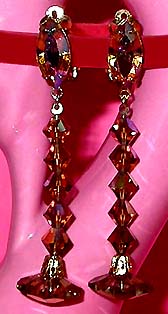 a beautiful VINTAGE COSTUME ESTATE ANTIQUE JEWELRY EARRINGS Lewis Segal
