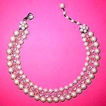 a beautiful vintage costume jewelry vintage Miriam Haskell necklace 